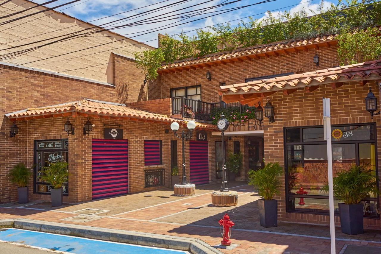 Casa Rose Hotel Carmen de Viboral エクステリア 写真