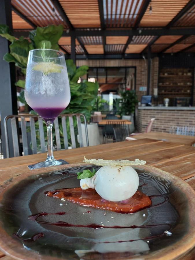 Casa Rose Hotel Carmen de Viboral エクステリア 写真